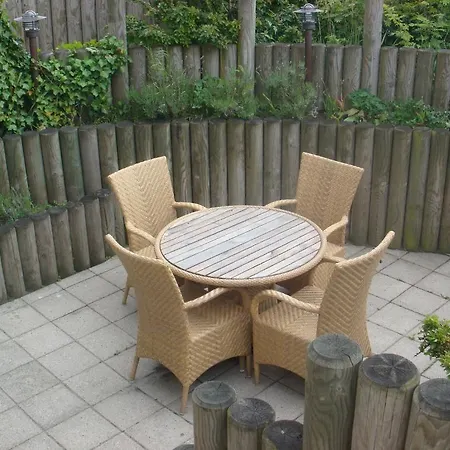 Sonderstrand Bed & Breakfast-2